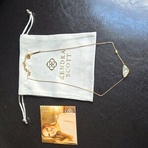 Kendra Scott Necklace
